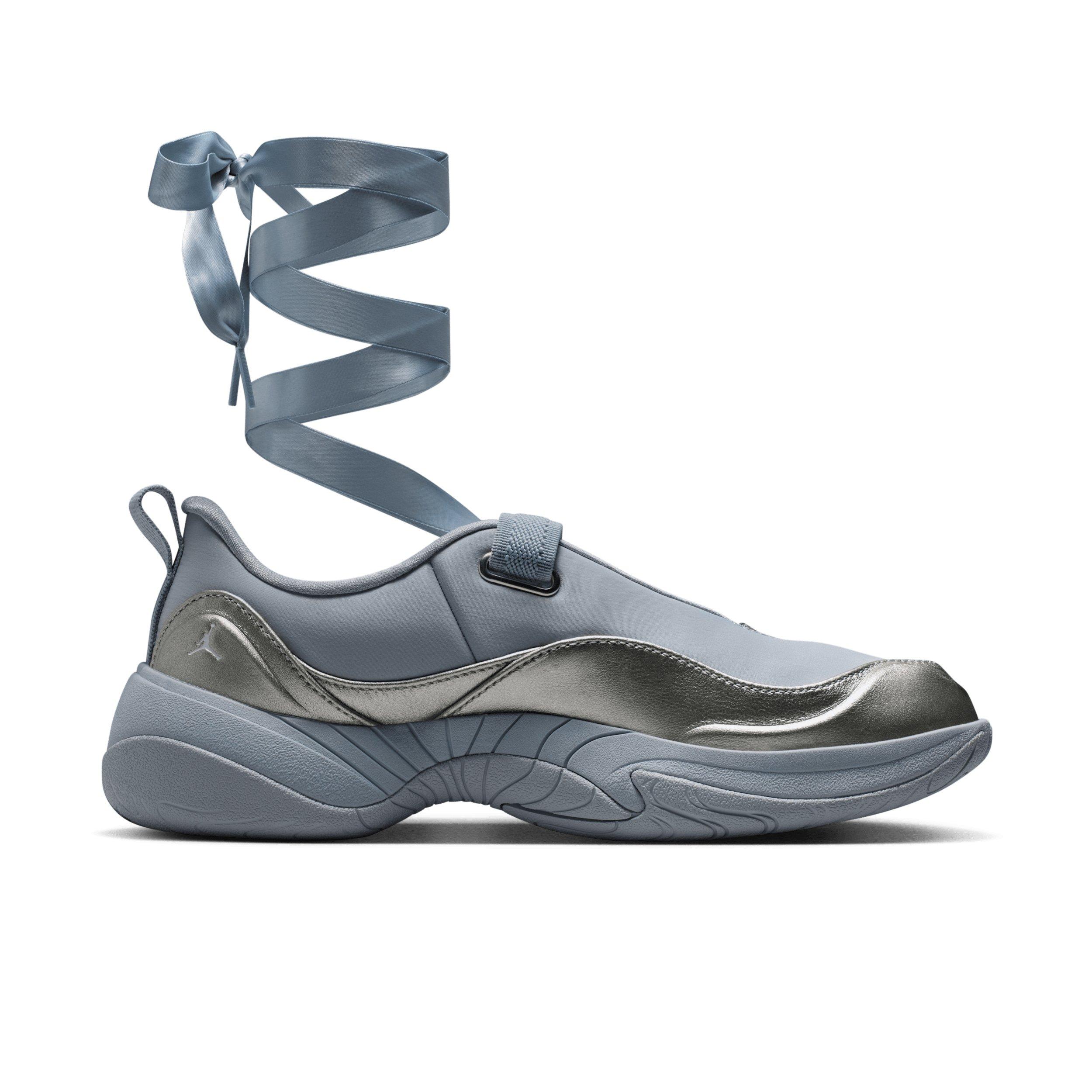 Jordan Pointe "Metallic Silver/Smoke Grey/Photon Dust" Women's Shoe - SILVER/GREY/DUST